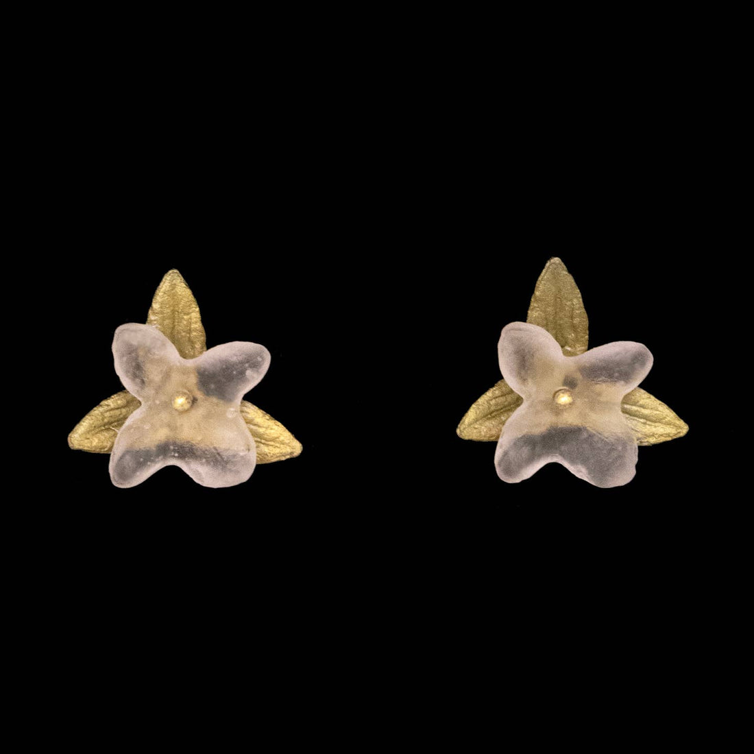 Hydrangea Stud Earrings | Light Pink