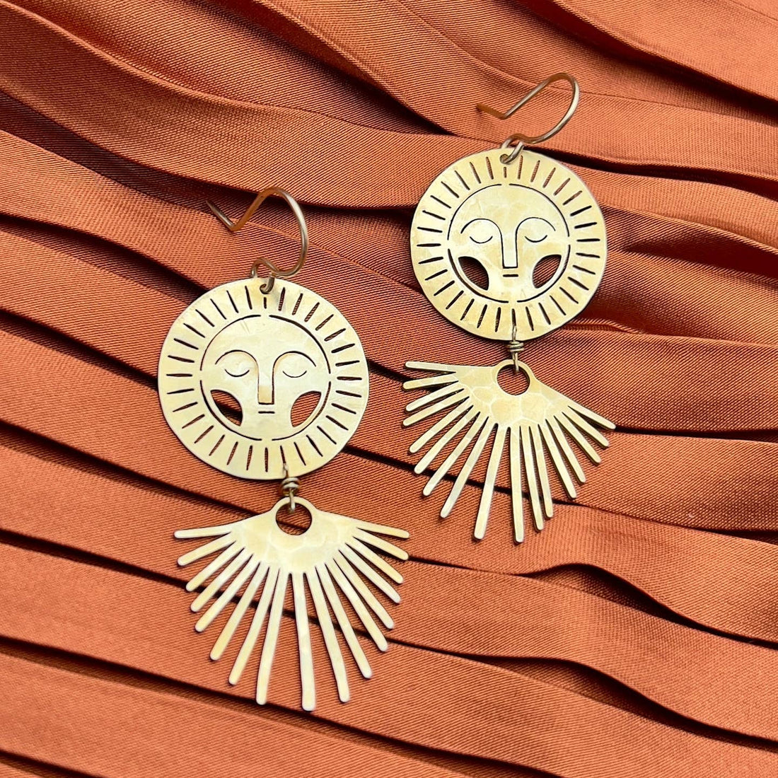 Helios Earrings | Gold