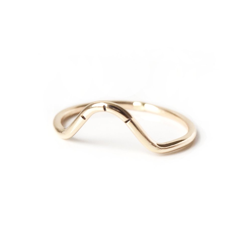 Wave Stacking Ring | Gold