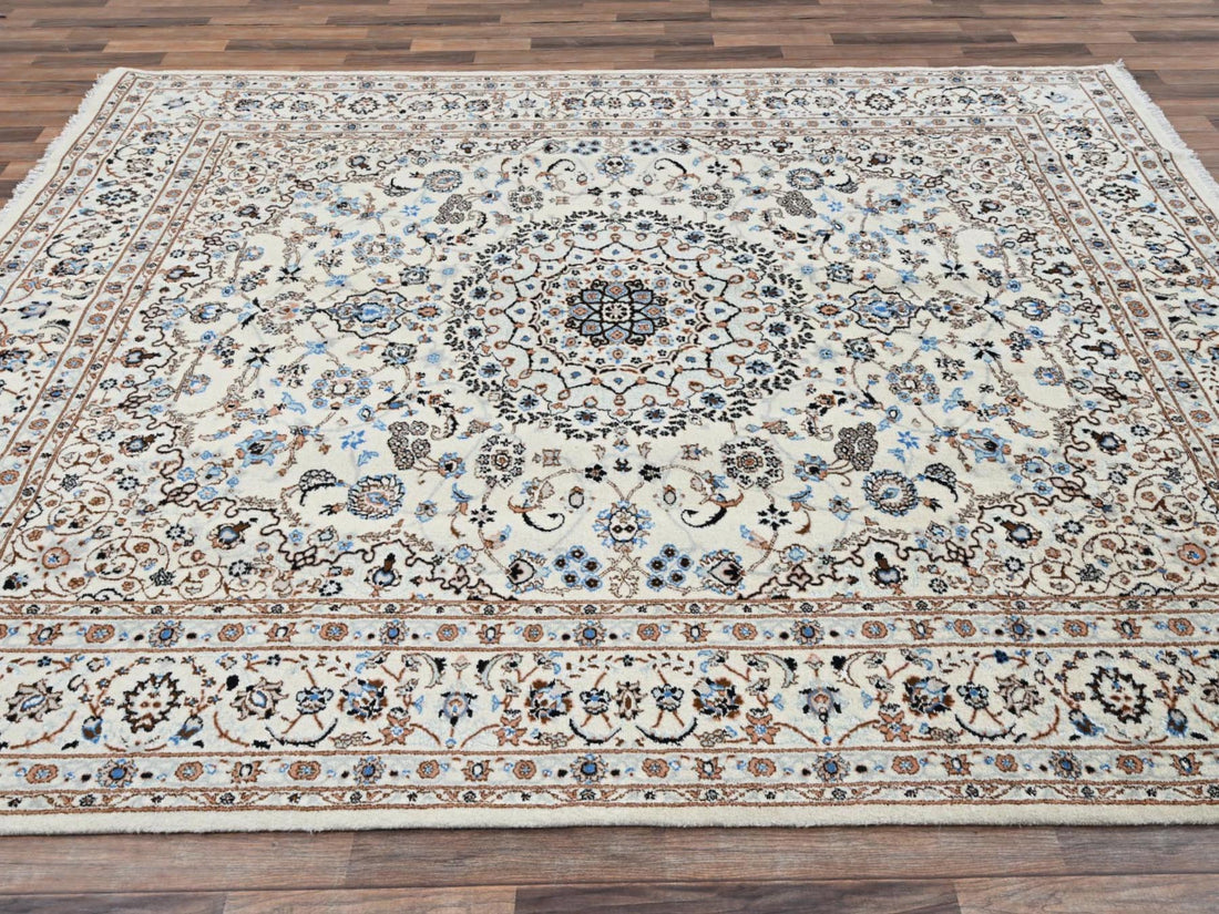 8'0"x10'1" | White Persian | Wool & Silk | 210000031276