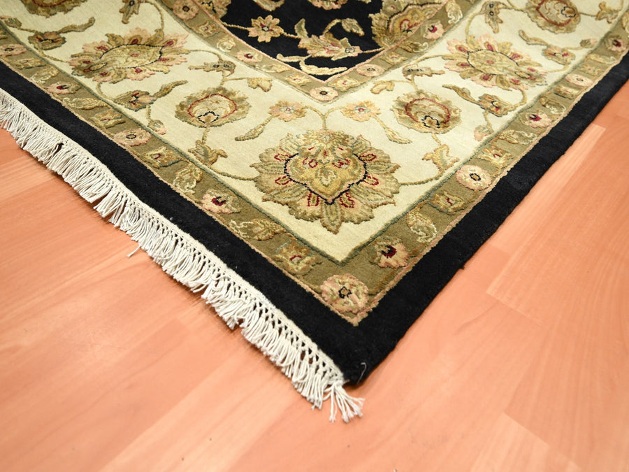 7'9" x 10'0" | Black Rajasthan | Wool & Silk | 210000028905