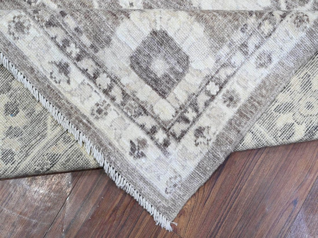 8'1" x 9'9" | Grey Tribal | Wool | 210000028892