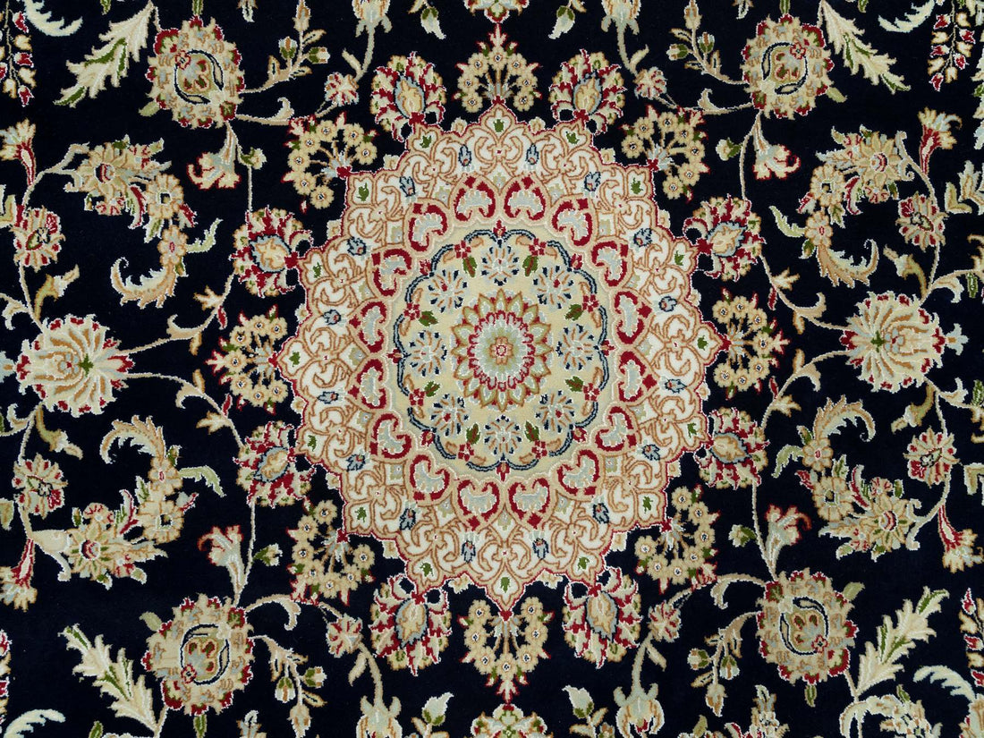8'0"x10'1" | Blue Nain | Wool | 210000031279