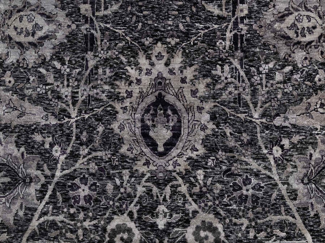 8'8" x 11'10" | Black Leaf Design | Wool & Silk | 210000028944