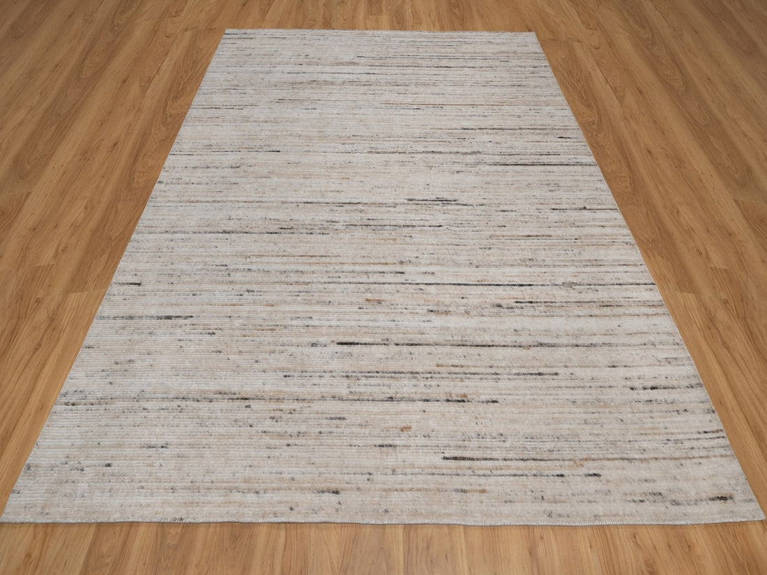 8'1" x 10'1" | White Modern | Loomed | 210000032098