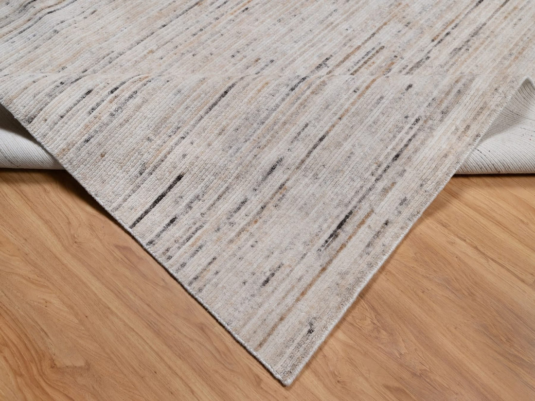 9'1"x12'0" | White Loomed | Wool | 210000031307