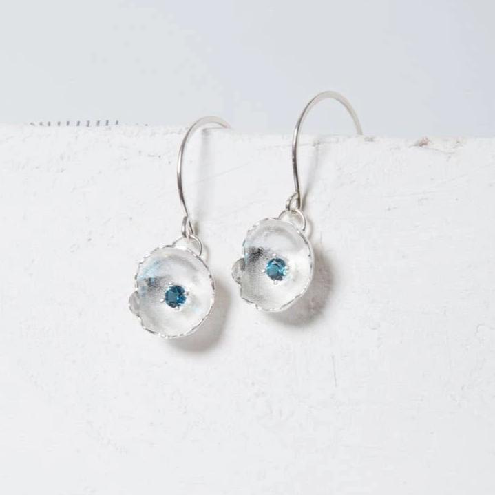 Eggshell Single SS Topaz Earrings