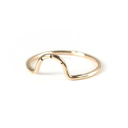 Mini Arc Stacking Ring | Gold
