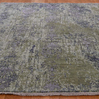 8'1" x 10'0" | Green Abstract Design | Wool and Silk | 16974