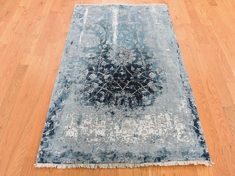 3'0"x5'2" | Blue Transitional Rug | Wool and Silk | 19448