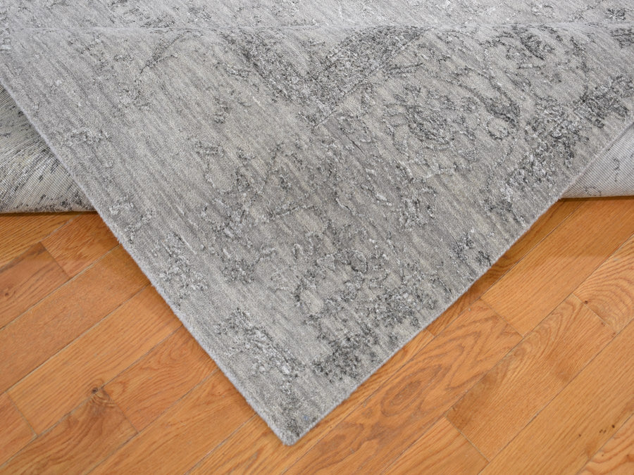 8'0"x10'0" | Broken Grey Tabriz | Wool and Silk | 21272