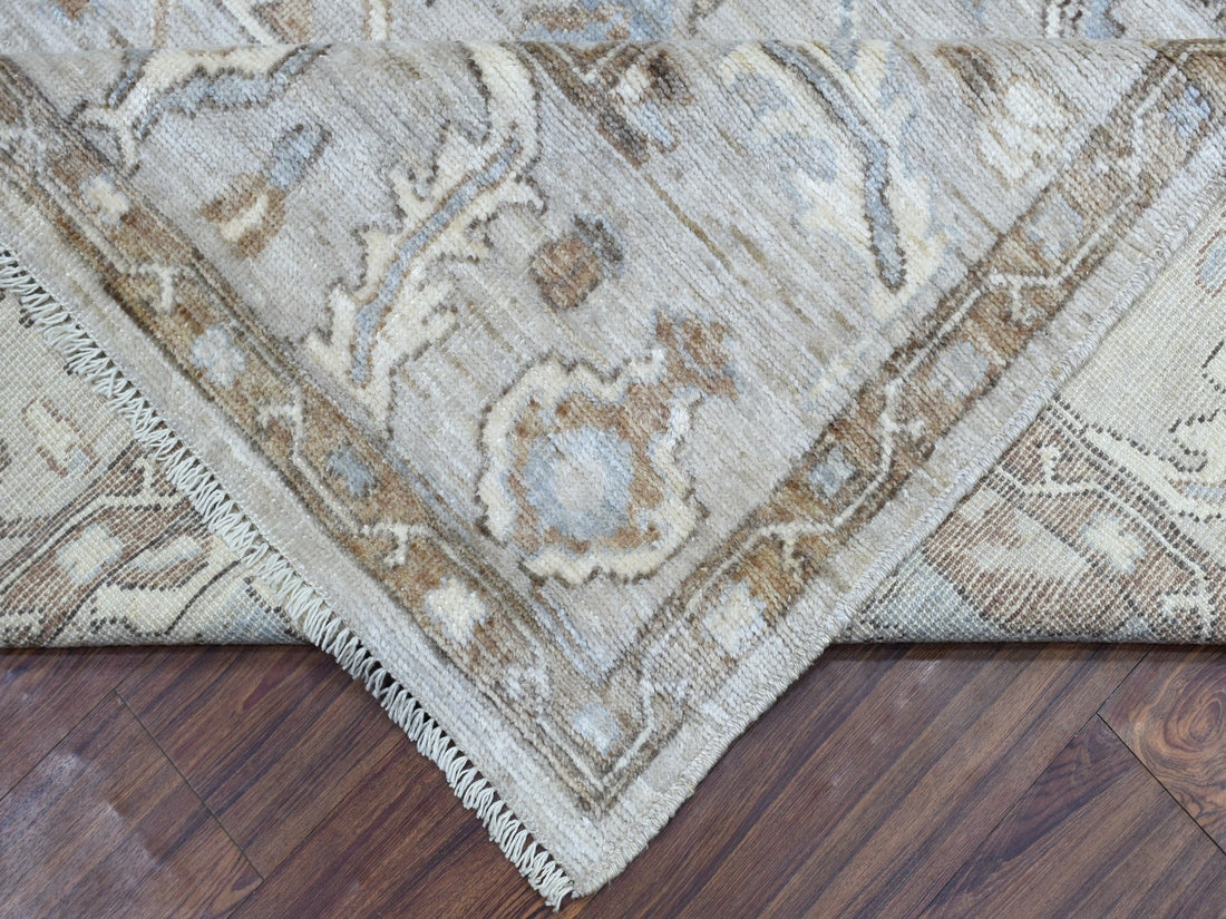 8'2" x 10'4" | Cream Grey Oushak | Wool | 23048