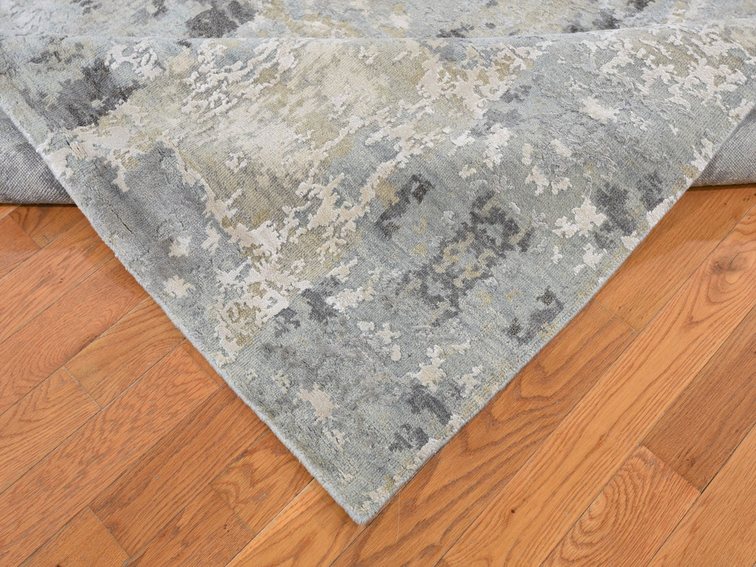 9'0" x 11'9" | Silver Abstract | Wool and Silk | 24593