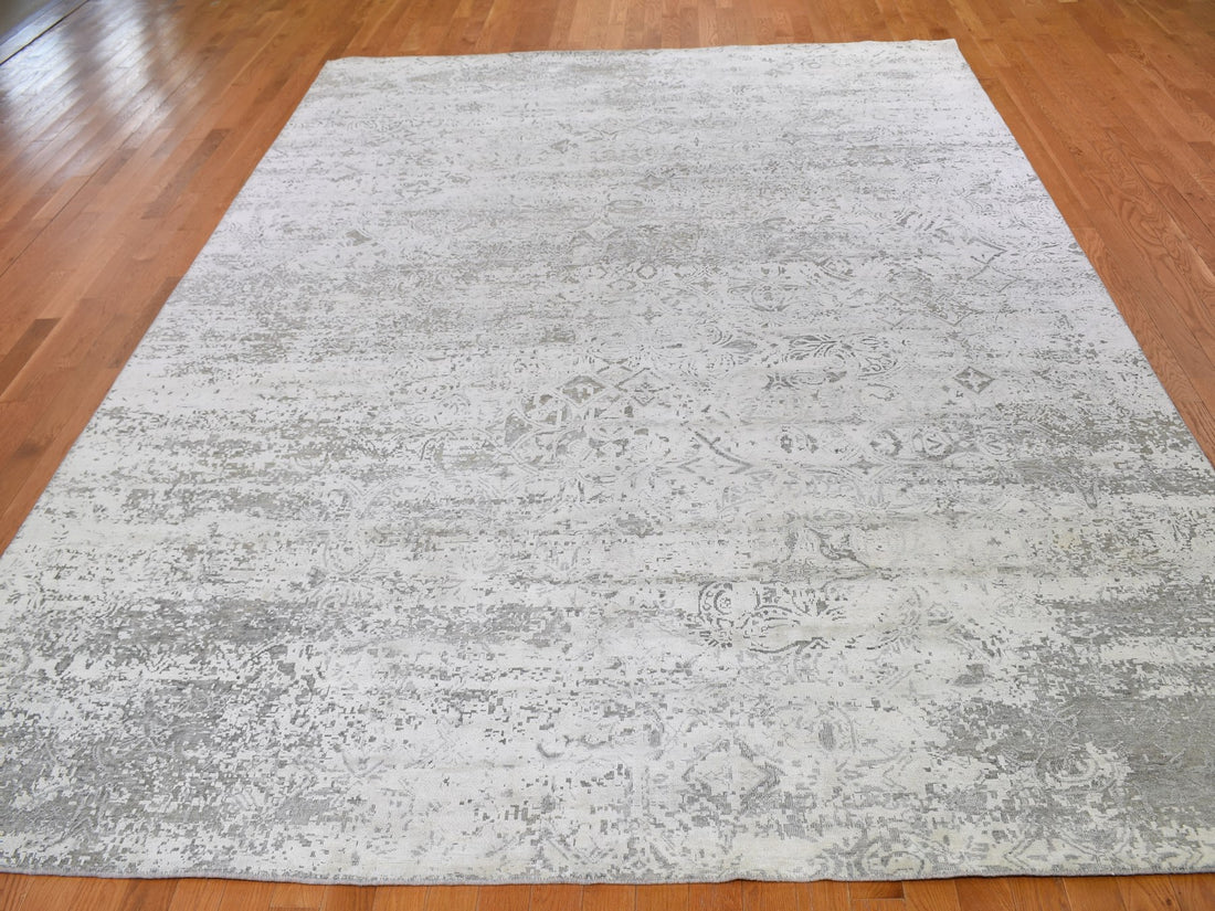 8'10" x 12'0" | Ivory Silver Erased Rug | Wool and Silk | 24690
