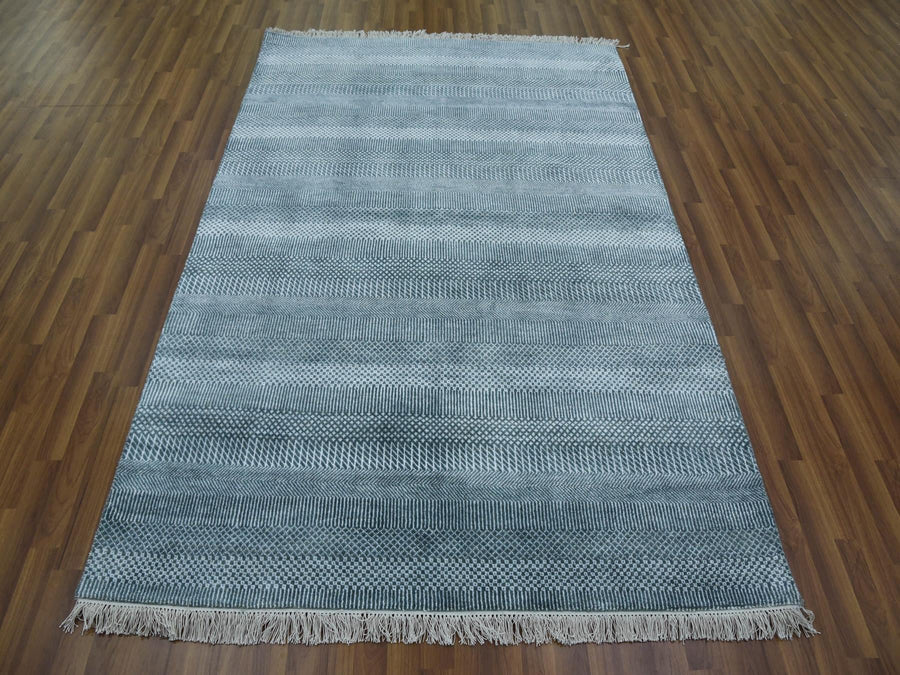5'0"x7'3" | Grey Grass Rug | Wool and Silk | 24701