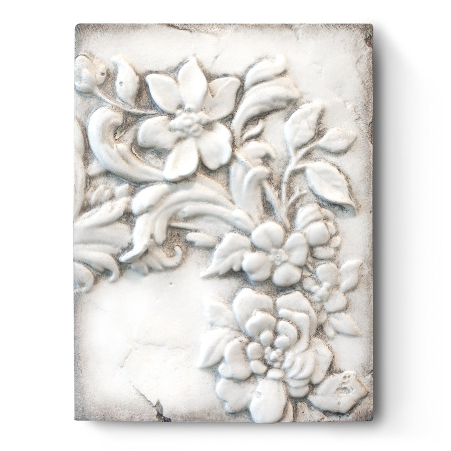 Silver Wreath AT334 (Retired) | Sid Dickens Memory Block