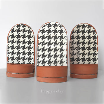 Houndstooth Altar | Black & White