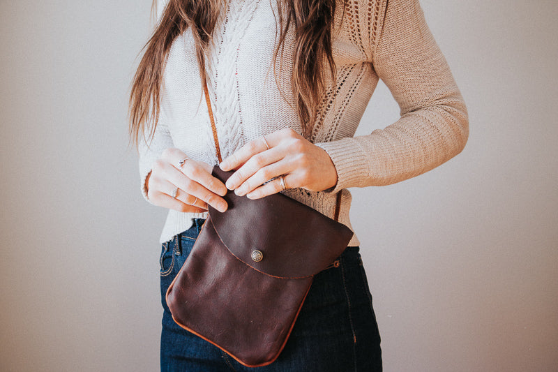 Victor Crossbody Purse | Dark Brown