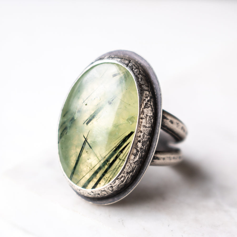 Size 9 | Oval Prehnite Ring