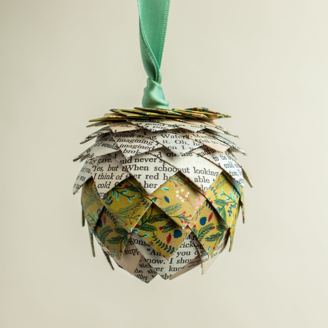 Anne of Green Gables Deluxe Book Page Ornament