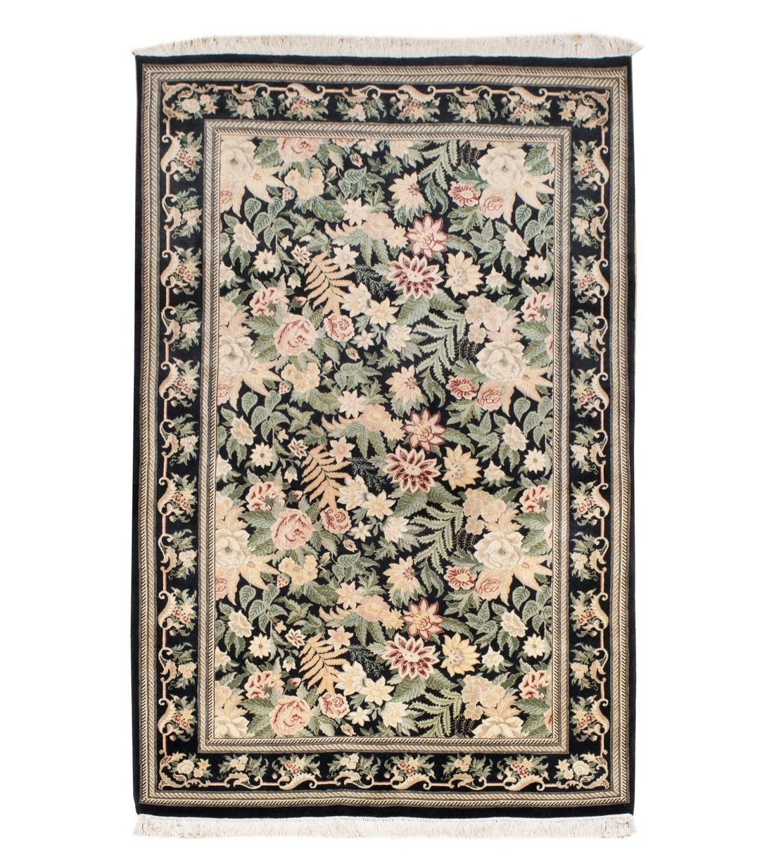 4'6" x 7'1" | Black Garden Nouveau | Wool | 9851